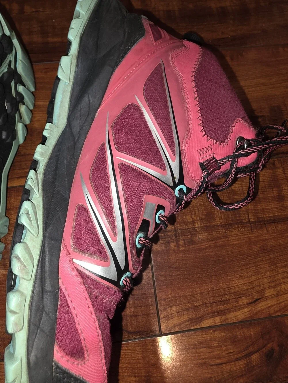 Merrell Women’s Capra Bolt Mid Hiking Shoes